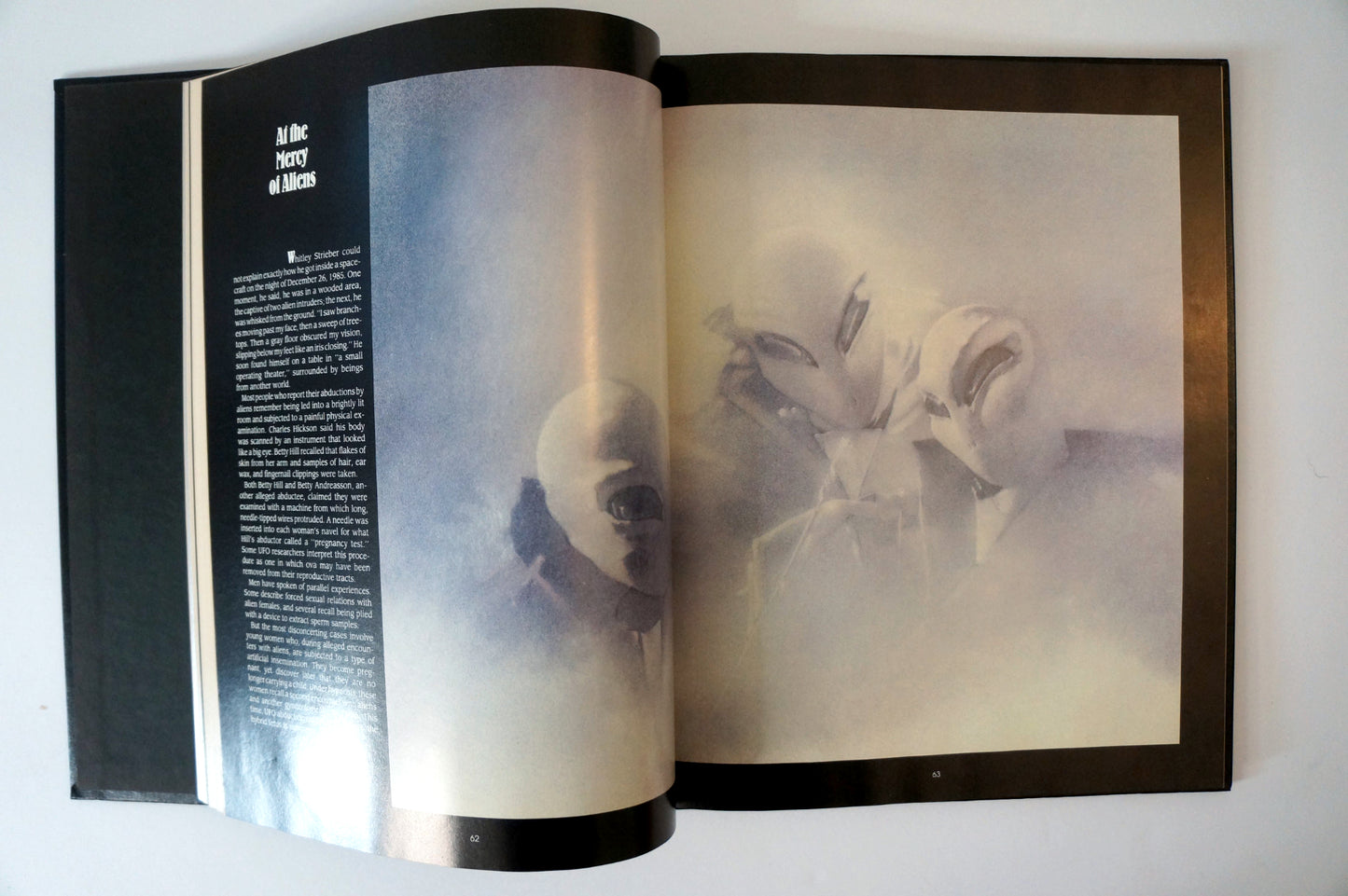 The UFO Phenomenon Mysteries of the Unknown Hardcover