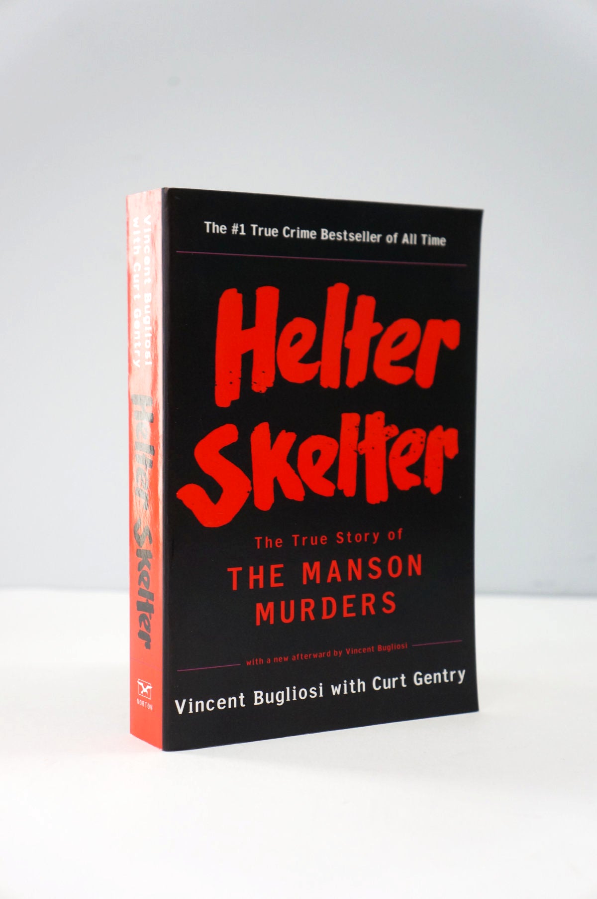 Helter Skelter the True Story of the Manson Murders by Vincent Bugliosi cover