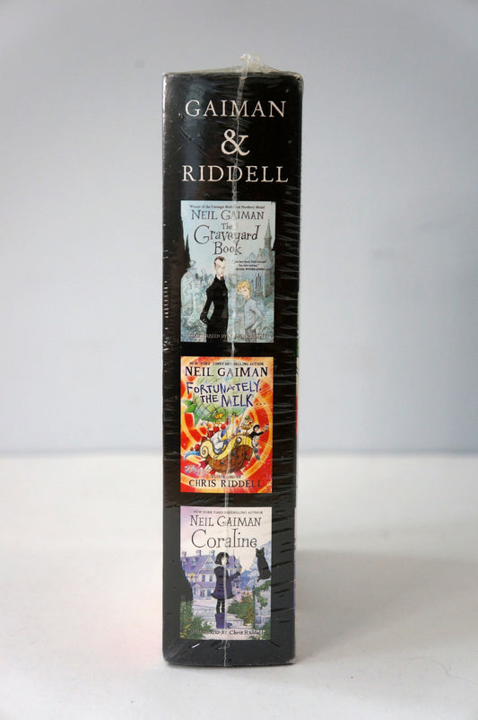 Neil Gaiman Bundle 3 novels in sealed slipcase