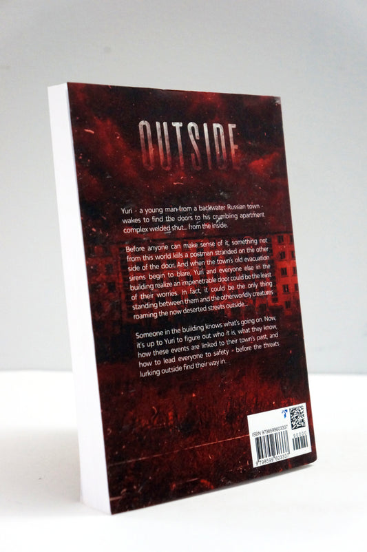 Outside: Russian Horror Fiction by Artyom Dereschuk Paperback