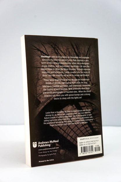 back cover of When the Ghosts Screams by Leslie Rule