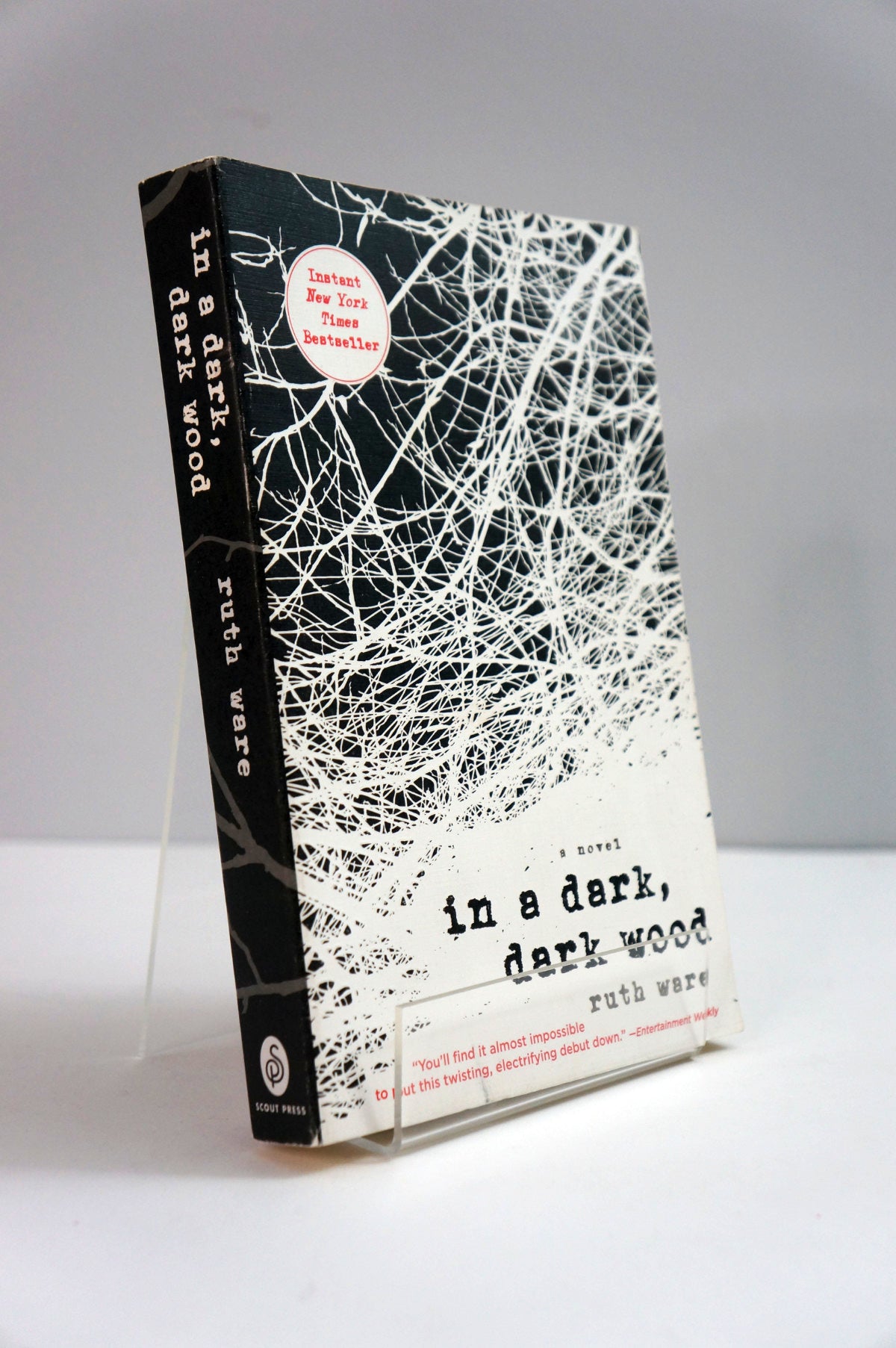 in a dark, dark wood by Ruth Ware Paperback